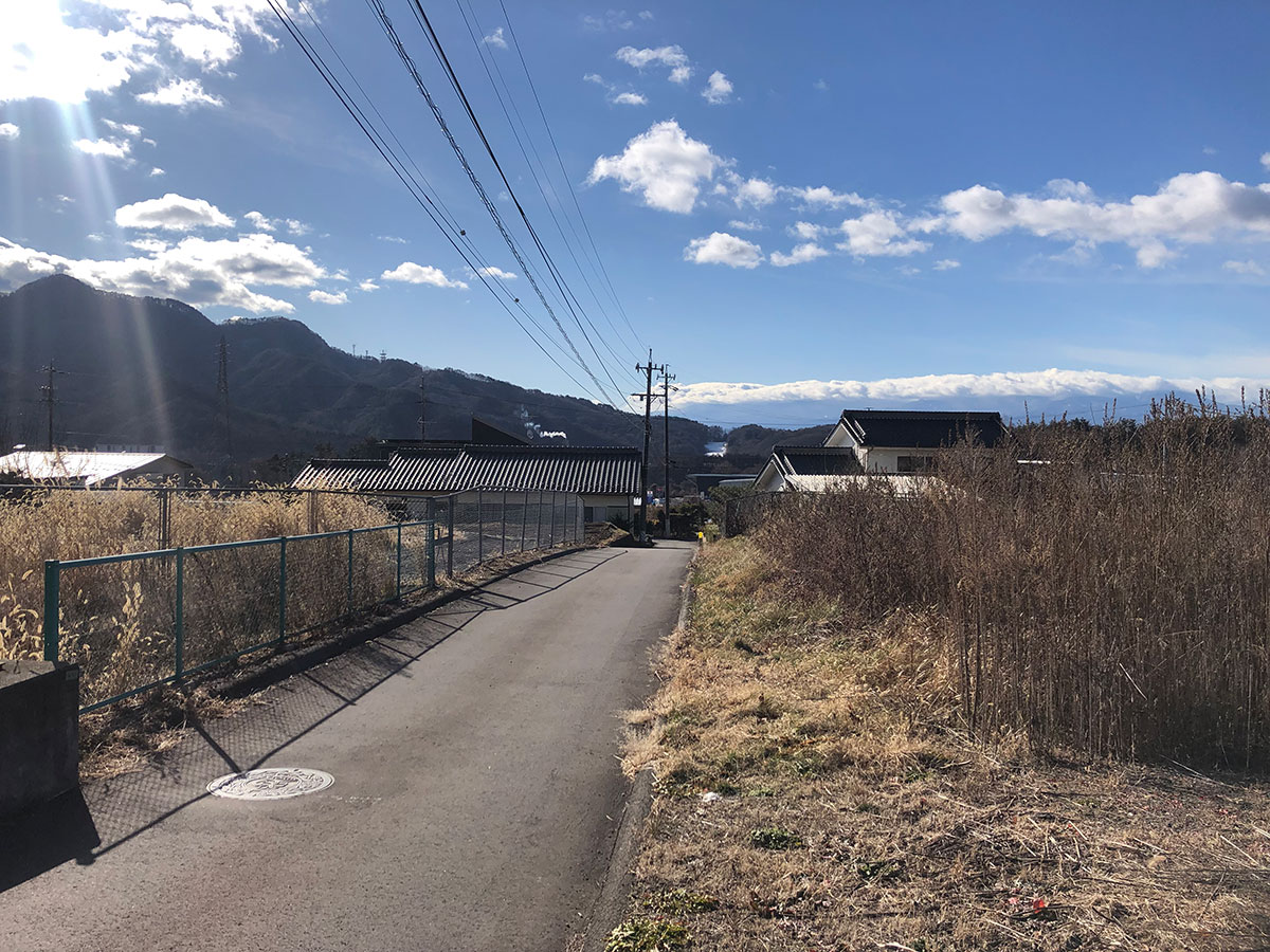 児玉　平尾山の緑と青い空　利便性抜群296坪