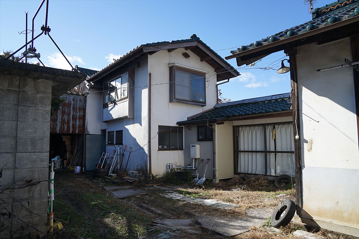 塩野　集落の中の古民家長屋　DIY好きな人集まれ