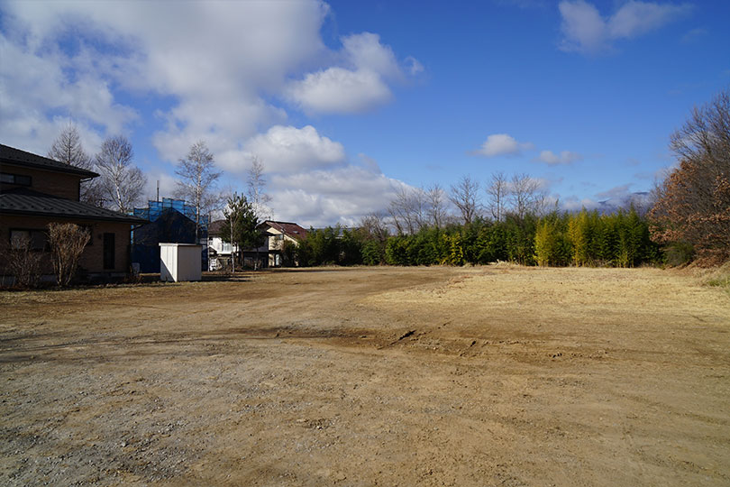 西軽井沢　浅間山ビューの建築条件付き分譲地