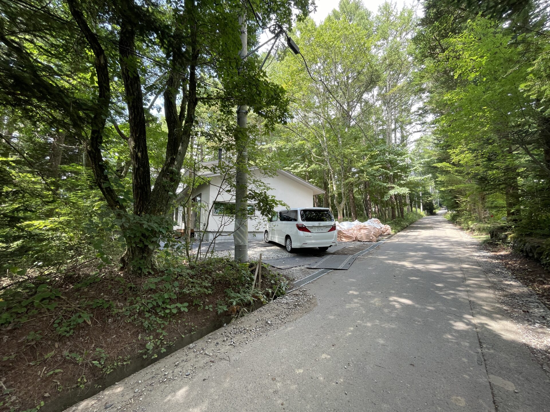 保護中: 塩野　カラマツ林の森の家　新築住宅