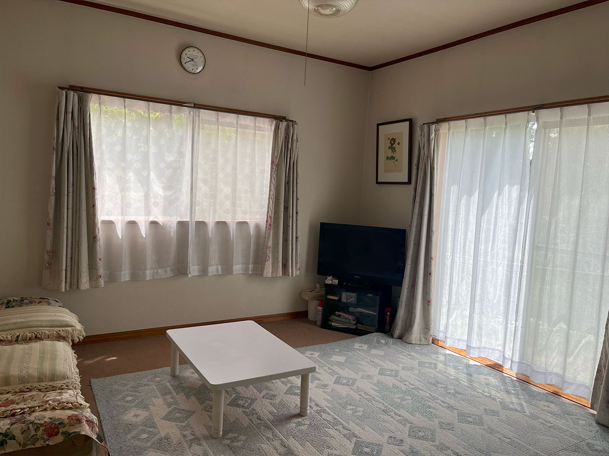 西軽井沢　コンパクトで手頃な中古住宅　※商談中
