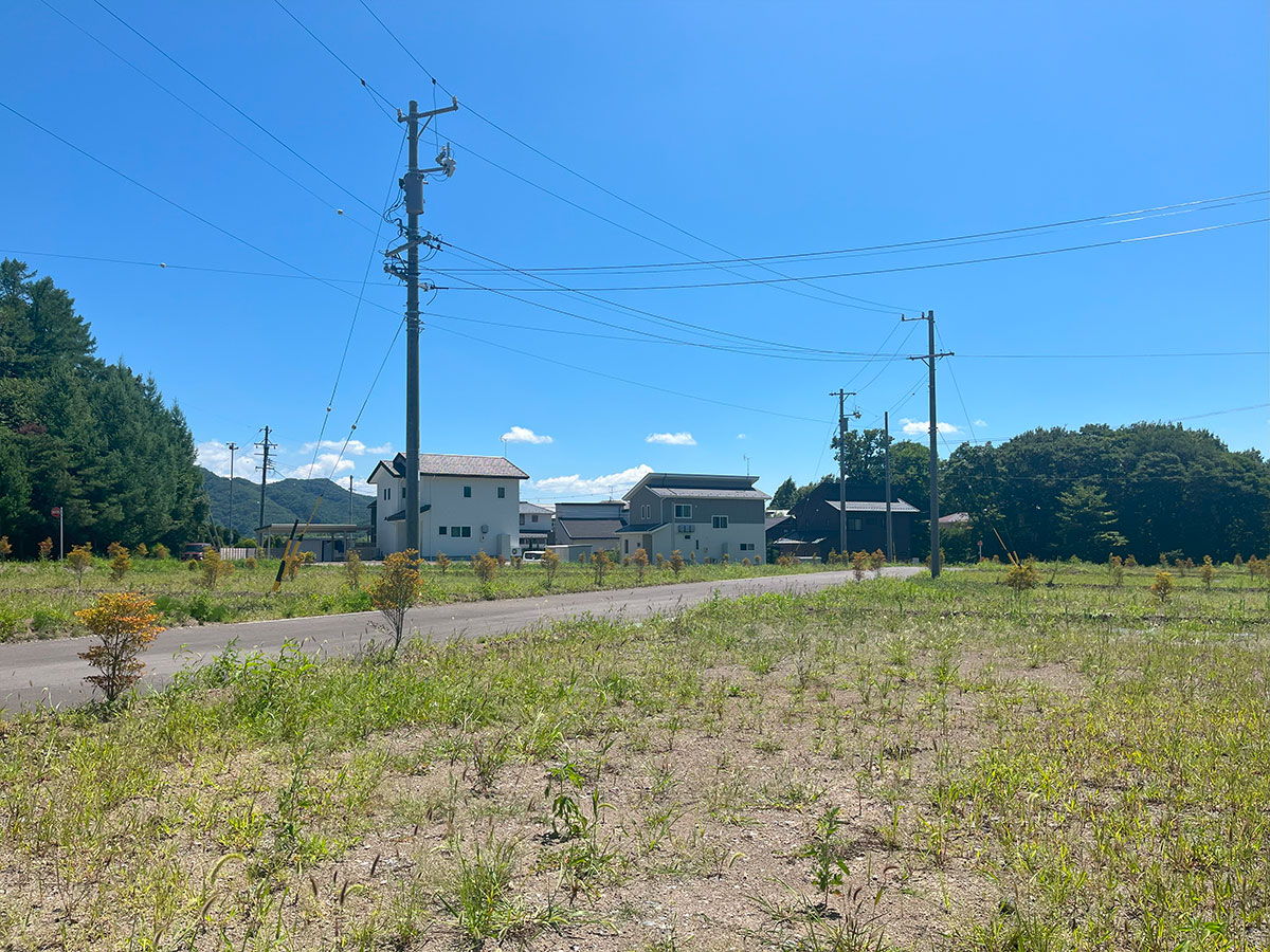 児玉　通学も買い物も安心な全14区画
