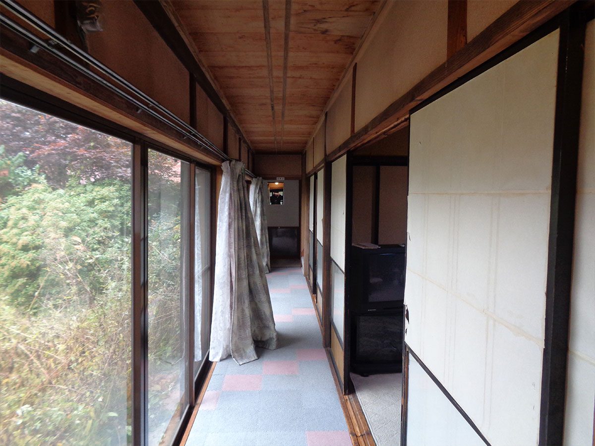 塩野の旧集落に佇む古民家　