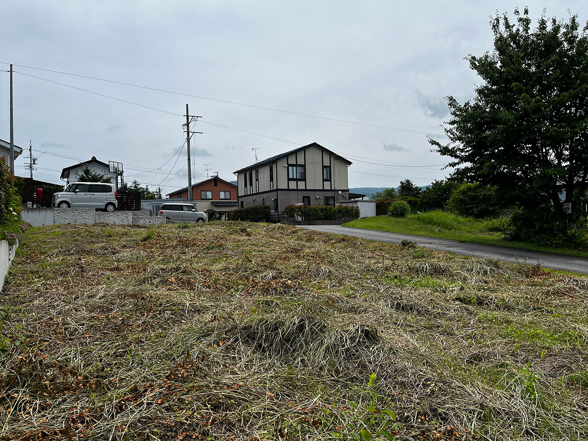 向原 余白のある96坪角地