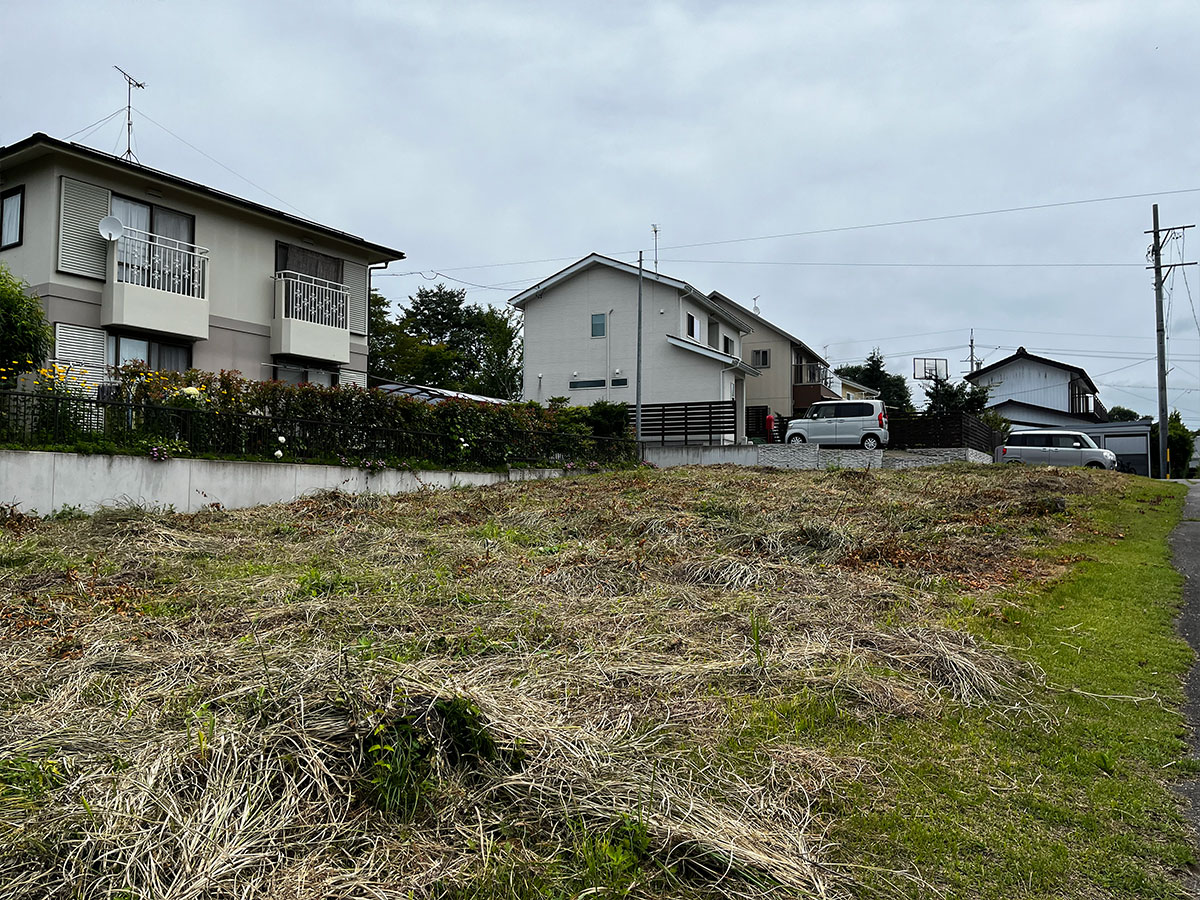 向原 余白のある96坪角地